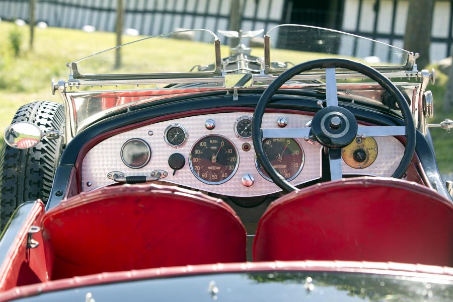 Торпедо Bentley 6&frac12;-Litre SWB Roadster 1927 года  (фото 10 из 11)
